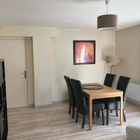 De Charme Memorial Apartment Caen